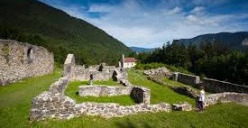 Les Ruines de Valchevrière