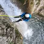 Rappel arrosé, canyon du Versoud