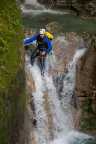 Le guide Romain au départ d'un saut