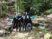 Enterrement de vie de jeune fille à la pissarde, canyoning dans le Vercors