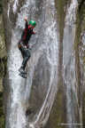 Joli saut ludique au canyon du Versoud