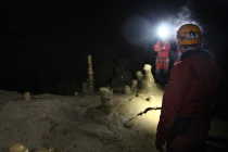 Grotte roche labyrinthe, gros volumes