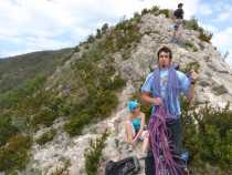 Pierrick prépare les corde pour les grand rappels.