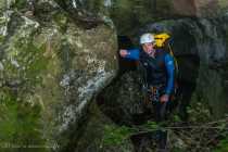 Canyoning dans un cadre verdoyant