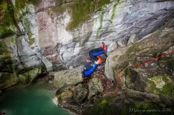Joli saut au canyon du Furon