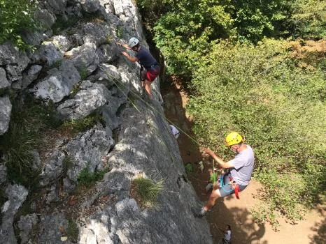 Descente en rappel