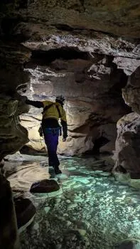 Traversée de la grotte de Saint Aupre
