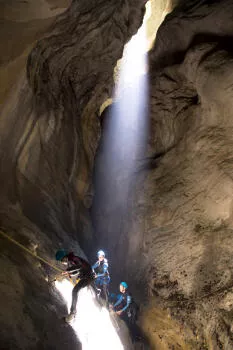 Puit de lumière au canyond de l'infernet