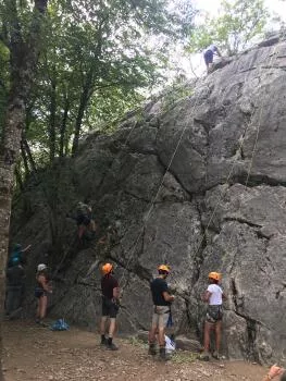 On encourage les autres !