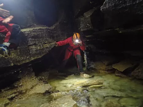 Rivière souterraine aux Cuves de Sassenage.