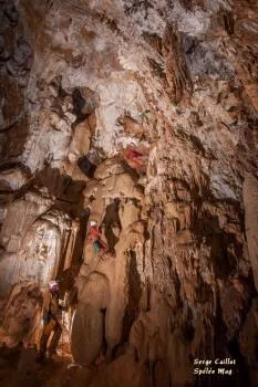 Grotte de Vaux, descente en rappel