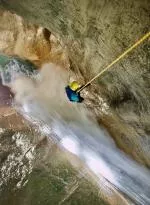 Rappel dans le canyon de l'Infernet