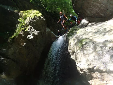 Jump in Ecouges complete course, Near Grenoble and Lyon, Vercors range