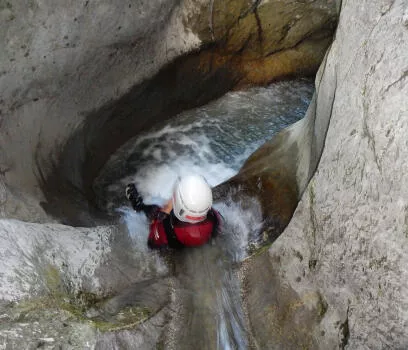 Toboggan encaissé, canyon des Moules Marinières