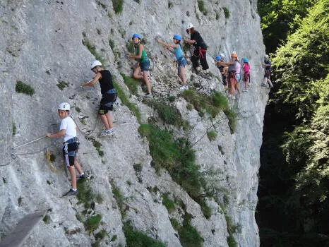 Via ferrata du col du chat pour groupe association de mineurs