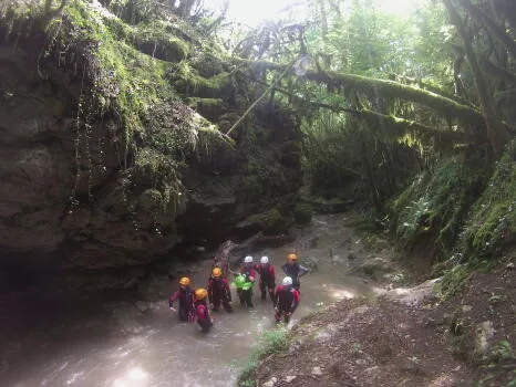 Super cadre verdoyant au canyon du Terfond Pernaz