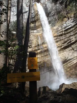 Sign to indicate the start of the via ferrata