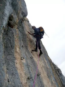 Escalade de la Via ferrata de Jules Carret, Massif des Bauges