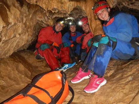 Grotte du curé, avant de passer à l'église