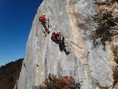 Escalade Vertical, Roche Veyrand, massif de la Chartreuse