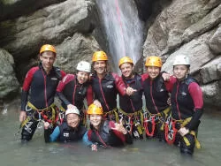 Canyoning pour Enterrement de vie de célibataire